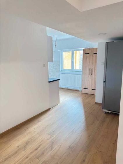 Apartament cu 4 camere în Central