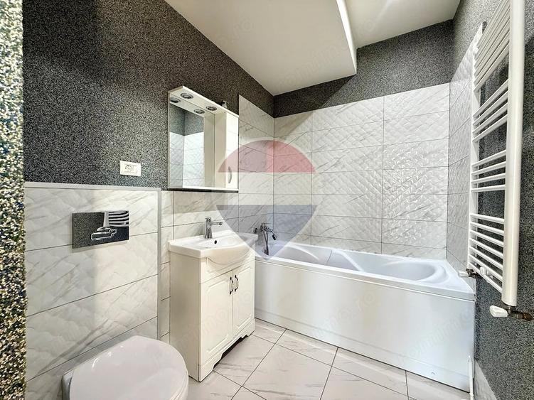 Apartament cu 3 camere decomandat în Cumpăna