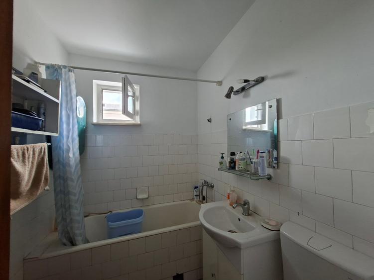 Apartament cu 4 camere în Central