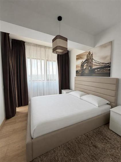 Apartament cu 3 camere decomandat în Nicolina