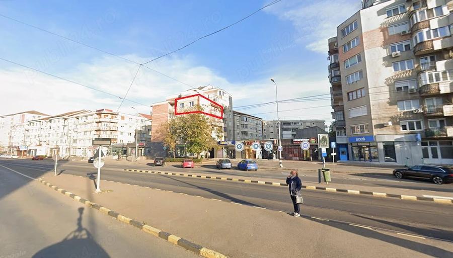 Apartament cu 3 camere decomandat în Decebal