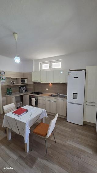 Casă cu 3 camere în Bercu Roșu