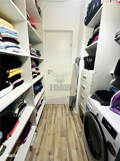Apartament cu 3 camere decomandat în Turnișor