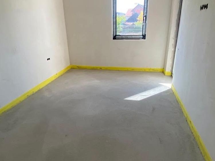 Apartament cu 3 camere în Republicii