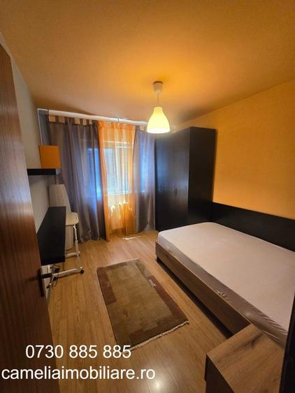 Apartament cu 4 camere semidecomandat în Gorjului