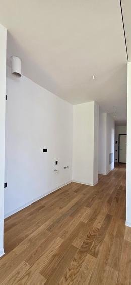 Yacht KID | 4 camere | Terasă 356 mp | Piscină privată | 515 mp suprafață totală - 13