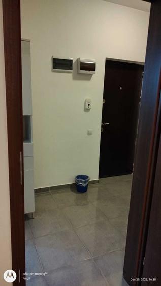 Garsonieră decomandată în Central