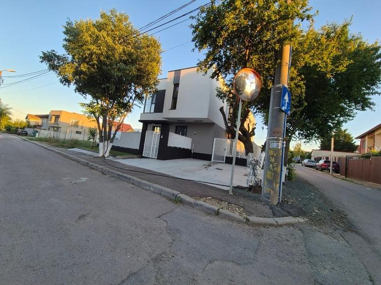 Duplex cu 5 camere cu Teren 199 Mp în Palazu Mare
