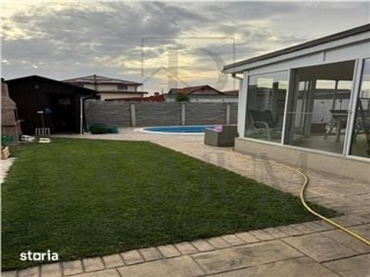 Casă cu 4 camere cu Teren 300 Mp în Central