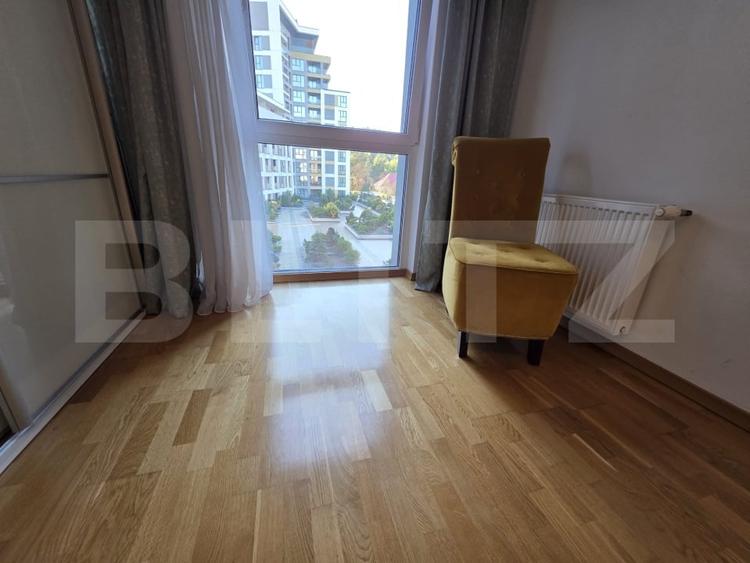 Apartament cu 2 camere semidecomandat, mobilat în Central