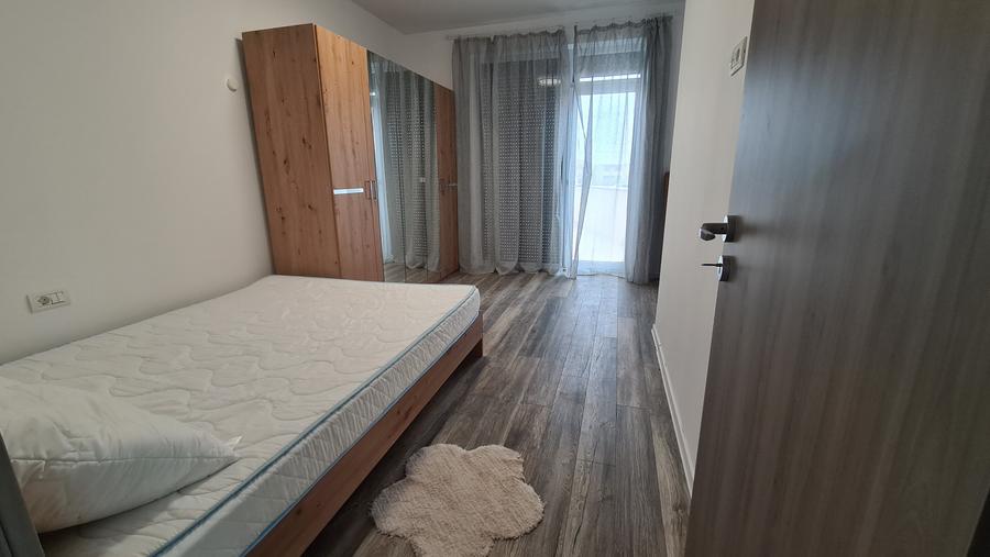 Apartament cu 3 camere în Dumbrăvița