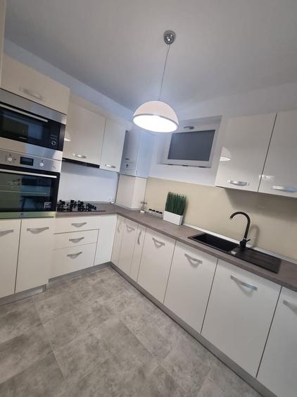 Apartament cu 2 camere decomandat în Albert