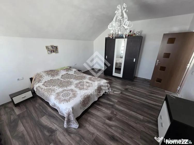 Casă cu 5 camere cu Teren 425 Mp în Unirea