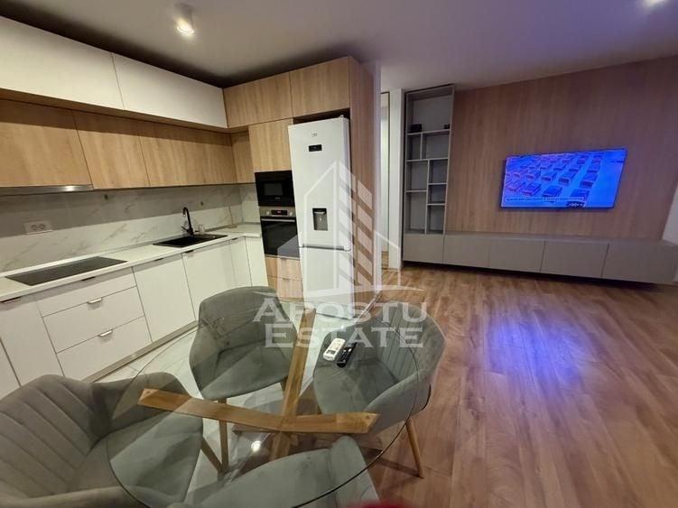 Apartament cu 2 camere nedecomandat, mobilat în Aradului