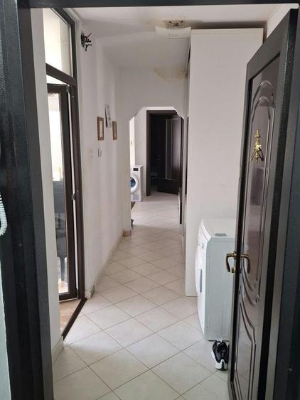 Apartament cu 4 camere decomandat în Vitan Mall