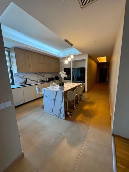 Apartament cu 3 camere decomandat în Pipera