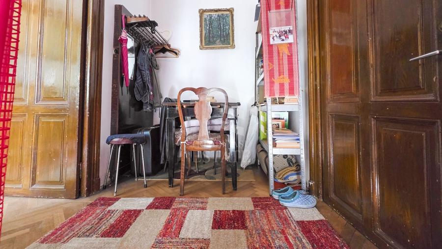 Apartament cu 3 camere decomandat, mobilat în Dacia