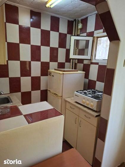 Proprietar metrou Lujerului - Dr. Taberei , vand garsoniera - 1