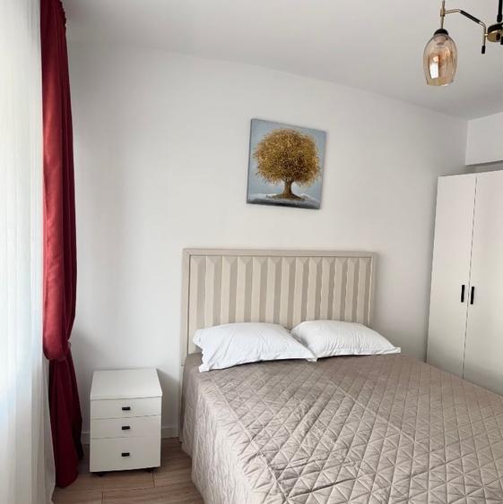 Apartament cu 2 camere decomandat, mobilat în Central