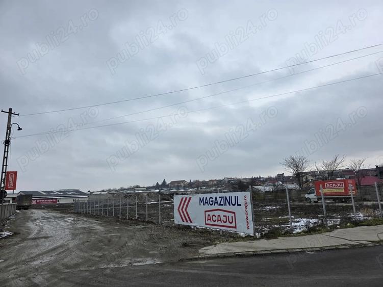 Teren de 11000 mp, în Traian