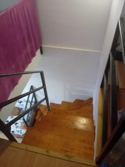 Casă cu 3 camere în Central