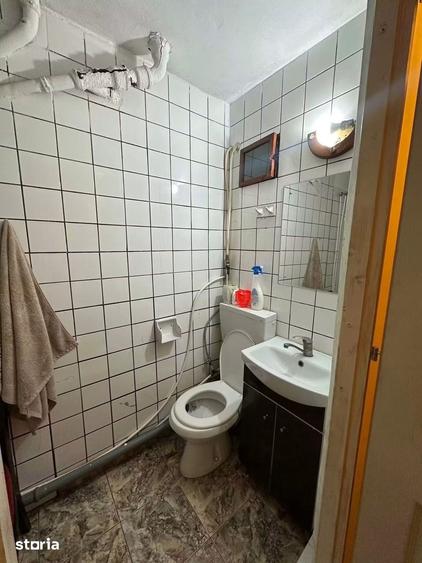 De vanzare garsoniera mobilata si utilata, etj 1, zona Scolii nr 8 - 4