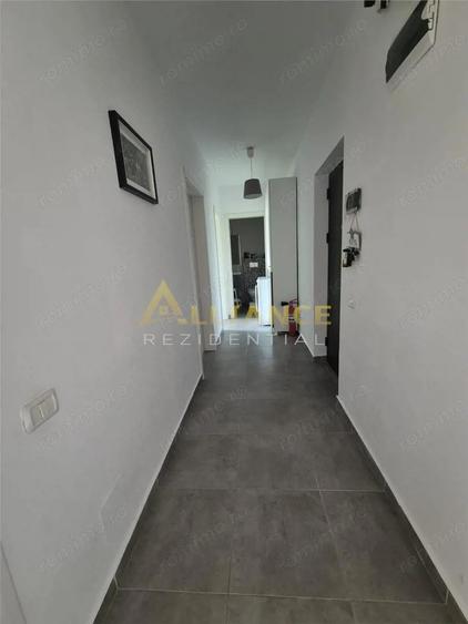 Apartament cu 3 camere, mobilat în Apărătorii Patriei