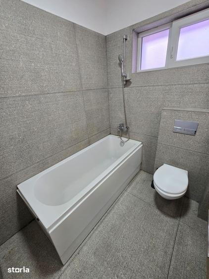 Apartament cu 3 camere decomandat în Baciu