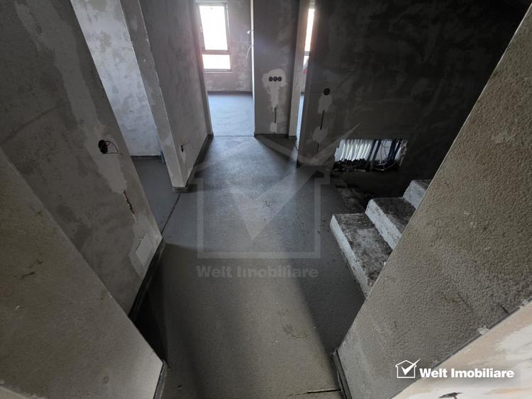 Duplex cu 5 camere cu Canalizare în Dezmir