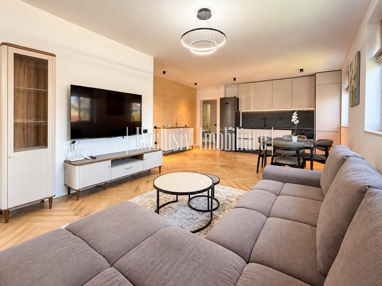 Apartament premium 3 camere | Faleza Nord - Vedere lac | Parcare privata - 2