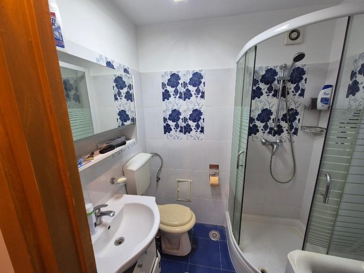 Apartament cu 2 camere decomandat în Drumul Taberei