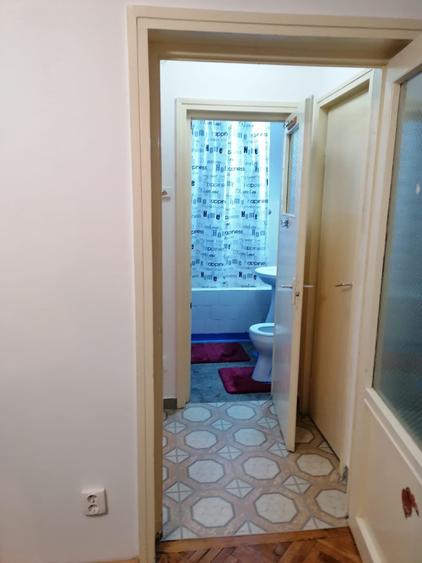 Apartament cu 2 camere semidecomandat în Crângași