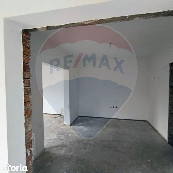Spațiu comercial, de 318 mp, în Chitila
