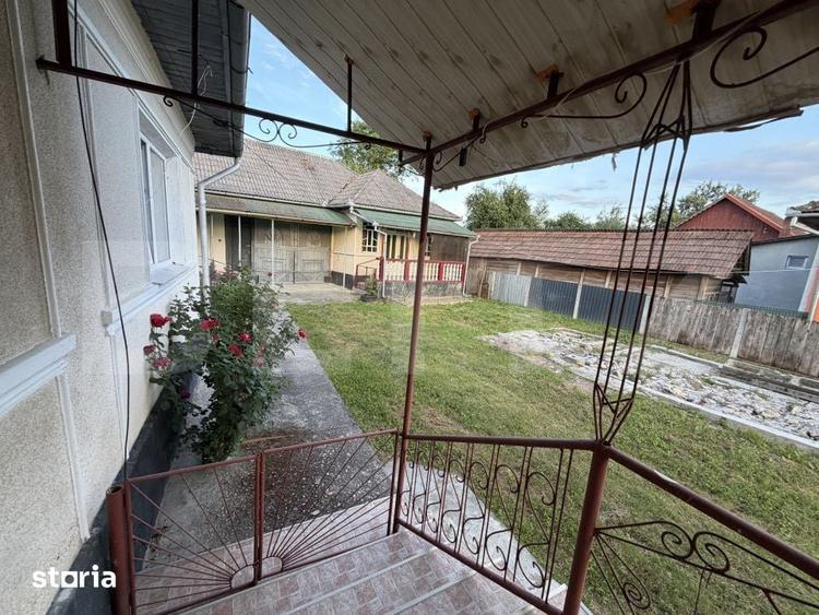 Casă cu 4 camere cu Teren 1000 Mp în Lozna