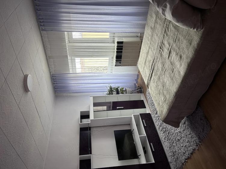 Garsonieră decomandată în Central