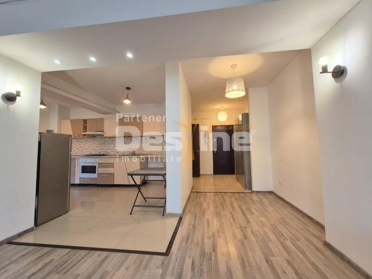 Apartament cu 2 camere semidecomandat, mobilat în Fundeni