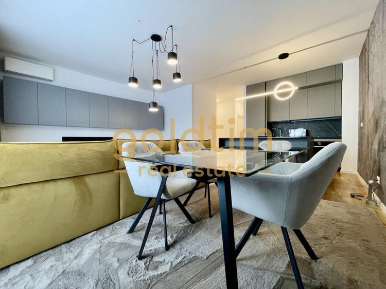 Apartament cu 3 camere semidecomandat, mobilat în Băneasa — fotografia 1