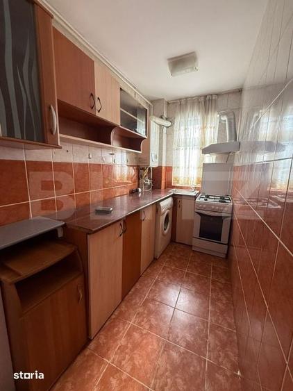 Apartament cu 3 camere decomandat în 9 Mai