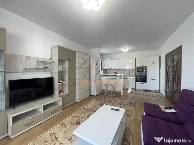 Apartament cu 3 camere decomandat în Decebal
