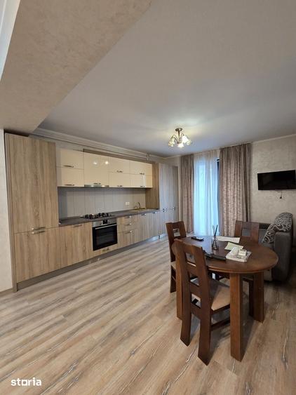 Apartament cu 3 camere în Faleză