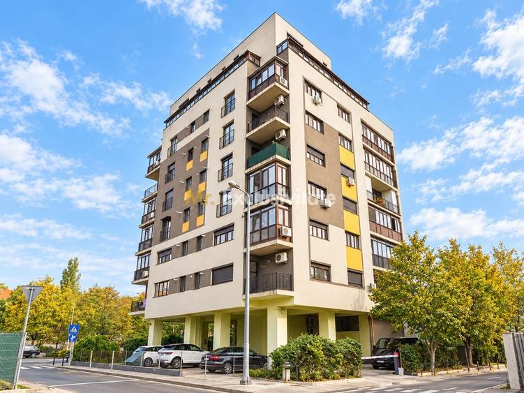 Apartament cu 3 camere semidecomandat, mobilat în Fundeni