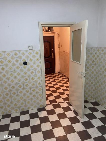 Apartament cu 3 camere decomandat în Rogerius