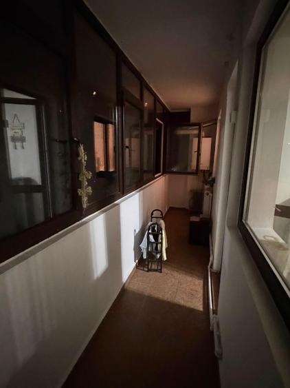 Apartament cu 3 camere decomandat în Tomis Nord