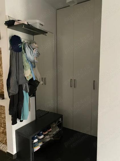 Casă cu 3 camere în Central