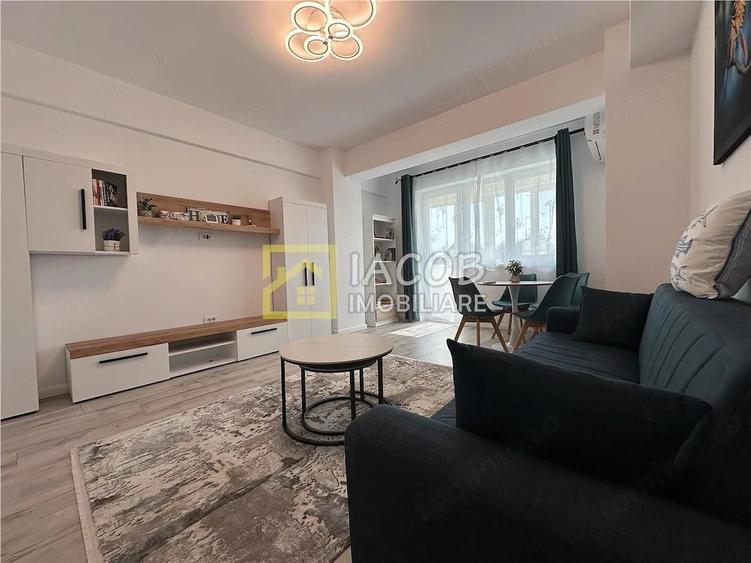 Apartament cu 2 camere decomandat în Calea Moldovei