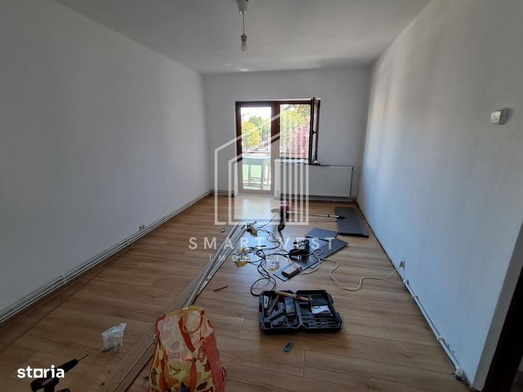 Apartament cu 3 camere decomandat în Micro 17