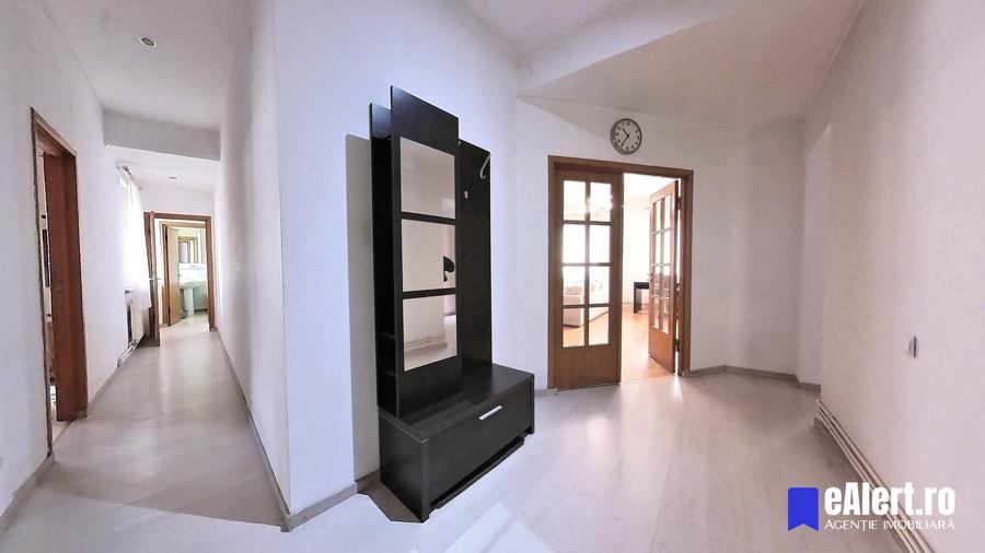 Apartament 3 camere de inchiriat, 140 mpu, Zona Unirii, 2002, etaj 1/8 - 28
