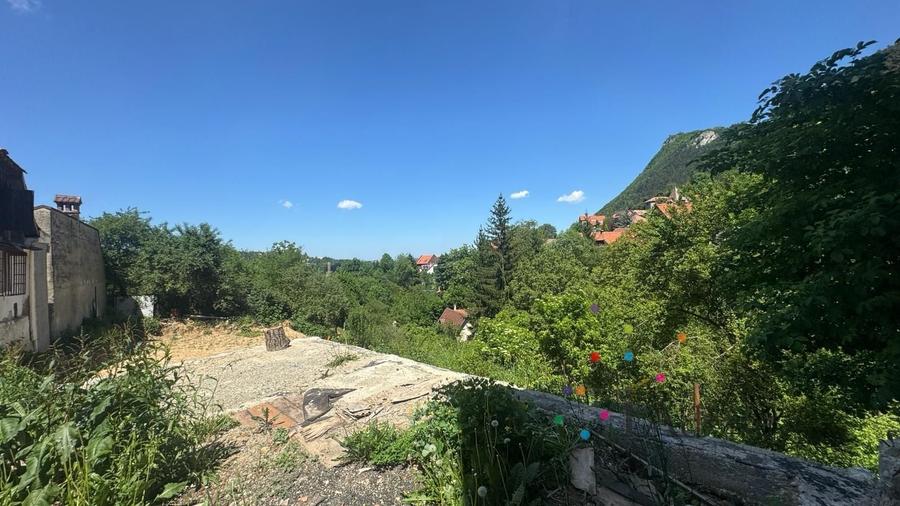 Teren Construcții intravilan de 354 mp, în Schei