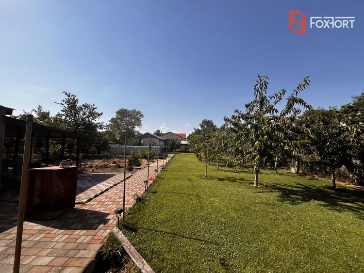 Casă individuală cu 6 camere cu Canalizare în Freidorf