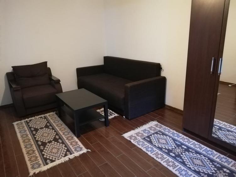Garsonieră decomandată în Berceni
